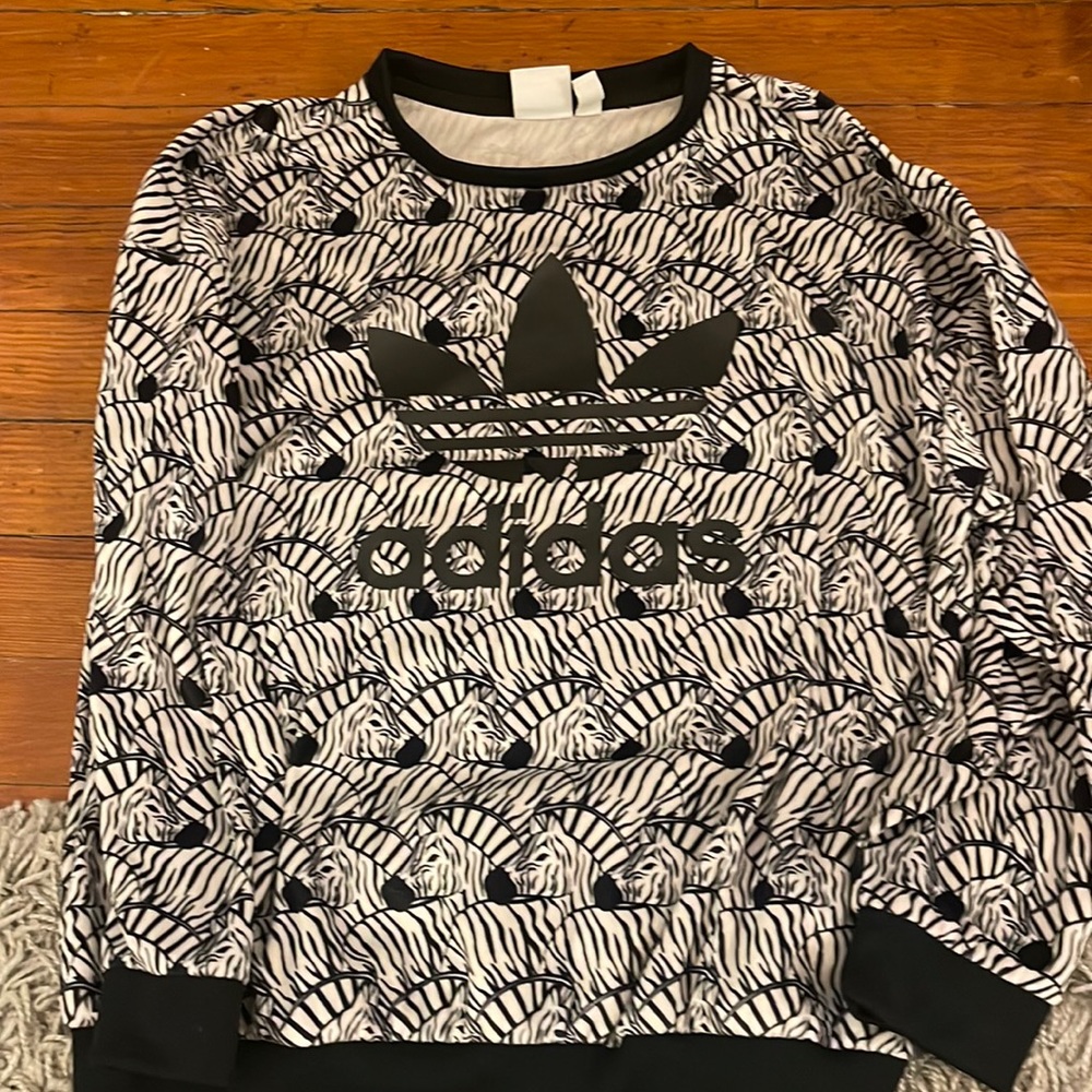 Adidas girls crewneck size 11 12